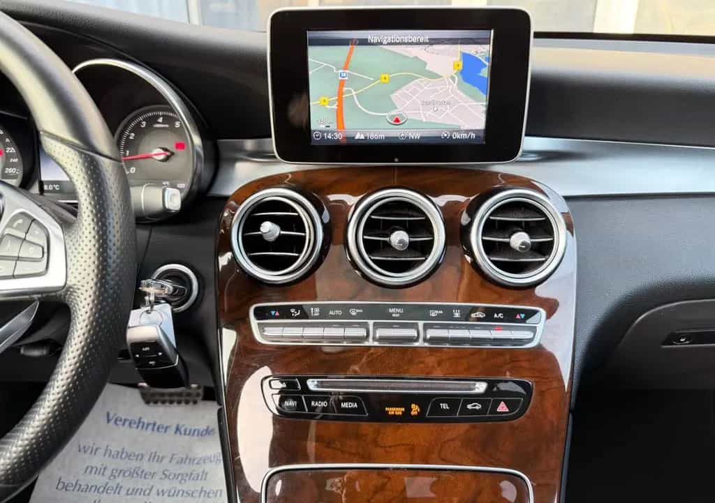 Mercedes-Benz GLC 250 4Matic LED/Pano/Standheiz./AHK/Kamera 07/2018-photo-17