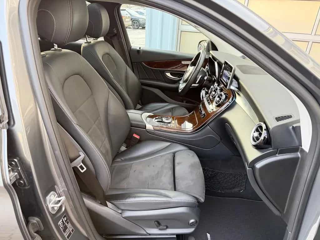Mercedes-Benz GLC 250 4Matic LED/Pano/Standheiz./AHK/Kamera 07/2018-photo-24
