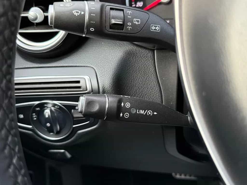 Mercedes-Benz GLC 250 4Matic LED/Pano/Standheiz./AHK/Kamera 07/2018-photo-29