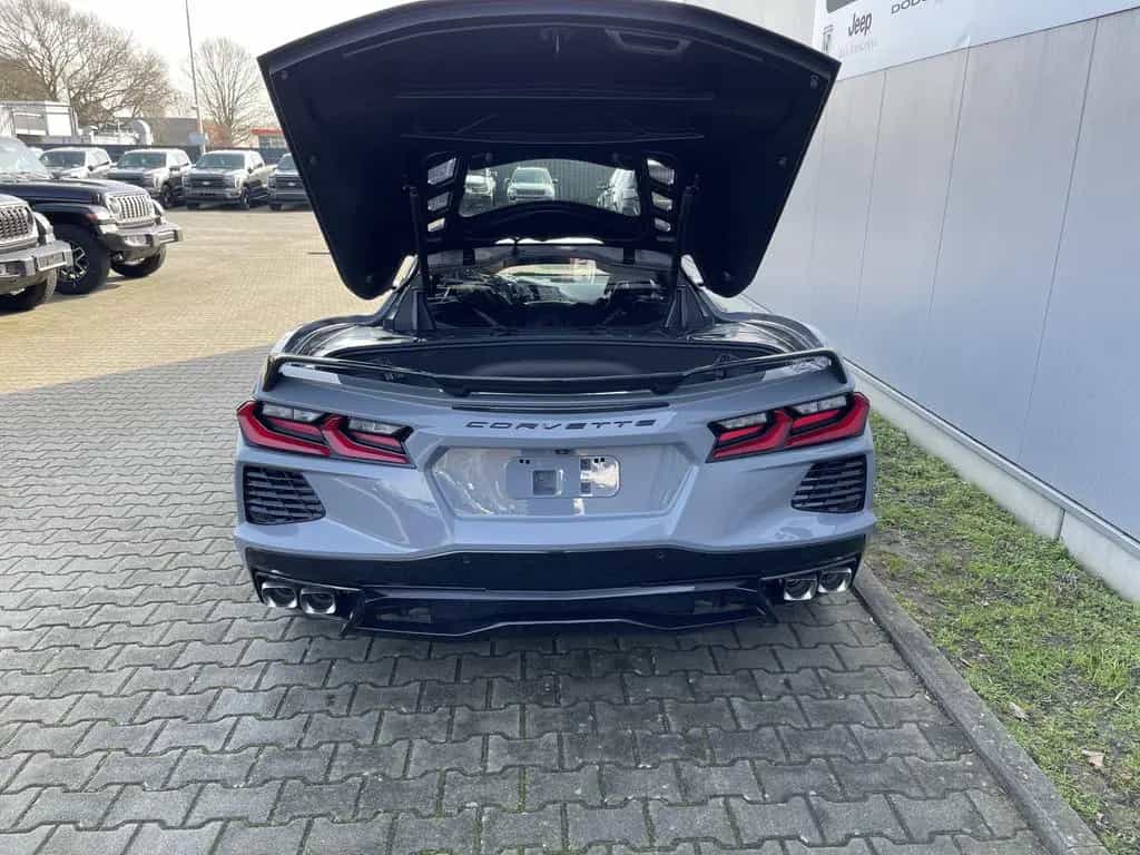 Corvette C8 Coupe 3LT 6.2 V8 08/2025-photo-4