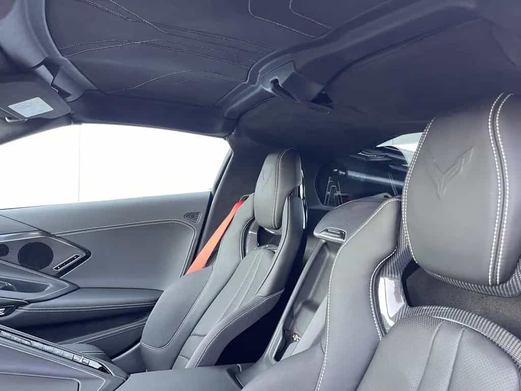 Corvette C8 Coupe 3LT 6.2 V8 08/2025-photo-9