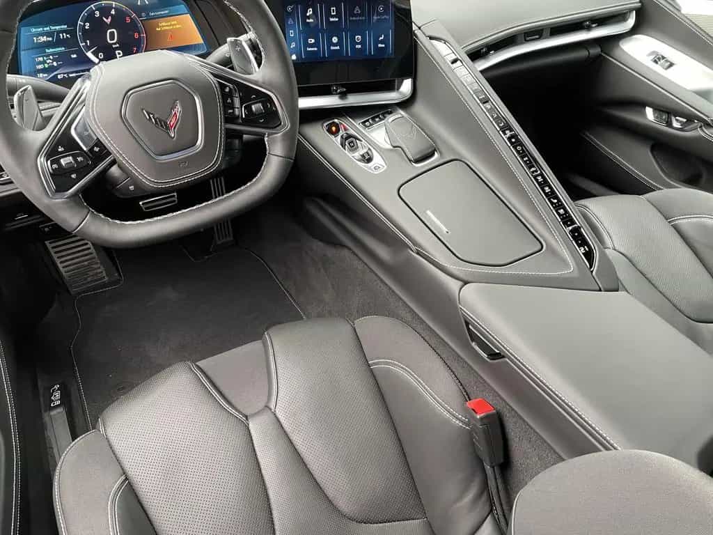 Corvette C8 Coupe 3LT 6.2 V8 08/2025-photo-7