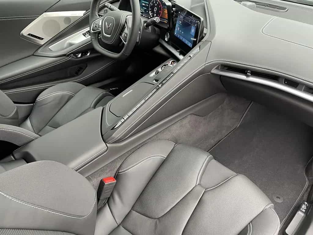 Corvette C8 Coupe 3LT 6.2 V8 08/2025-photo-8