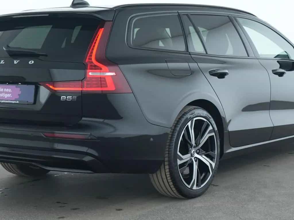 Volvo V60 Plus Dark AHK|ACC|Navi|Kamera|Kessy|SHZ|PDC 11/2022-photo-14
