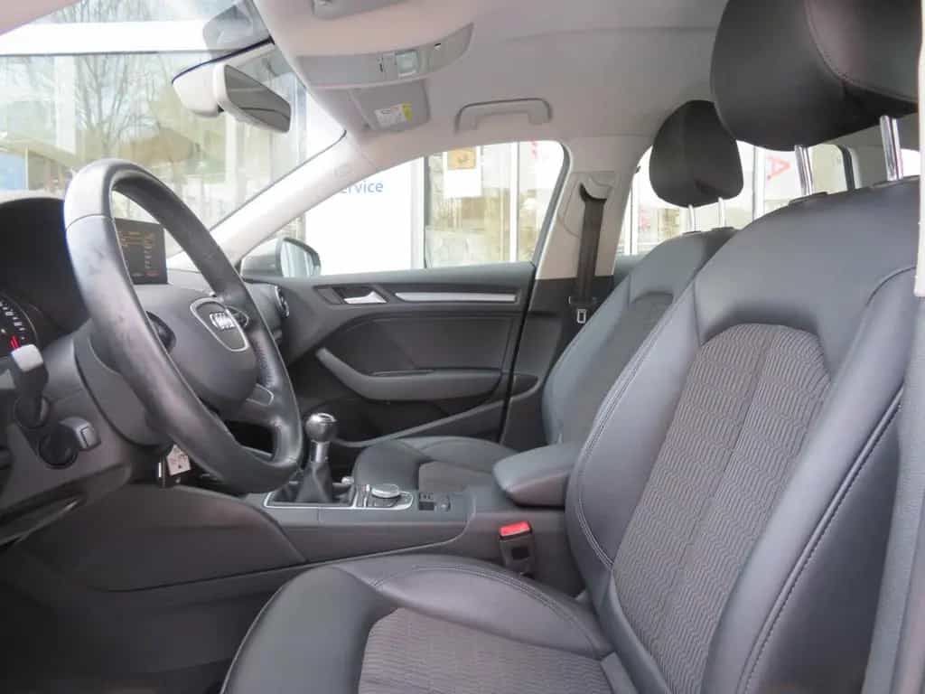 Audi A3 Sportback Ambiente 1.4 TFSI 6-Gang 04/2016-photo-16