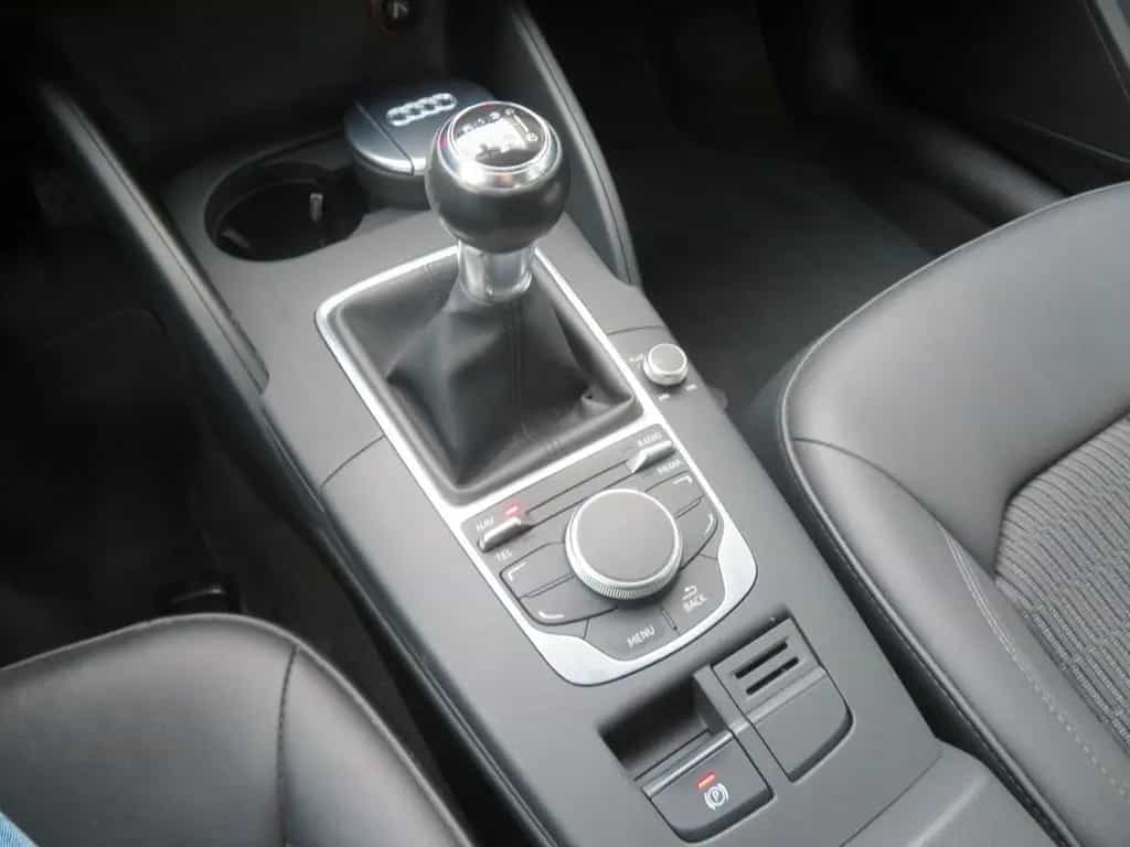 Audi A3 Sportback Ambiente 1.4 TFSI 6-Gang 04/2016-photo-25