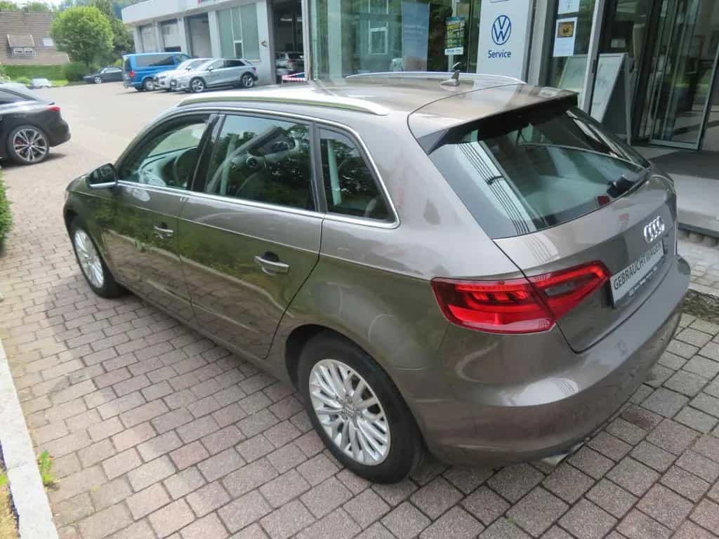 Audi A3 Sportback Ambiente 1.4 TFSI 6-Gang 04/2016-photo-28