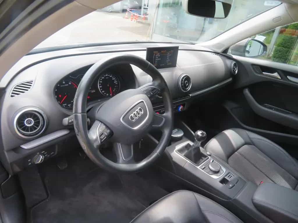 Audi A3 Sportback Ambiente 1.4 TFSI 6-Gang 04/2016-photo-29