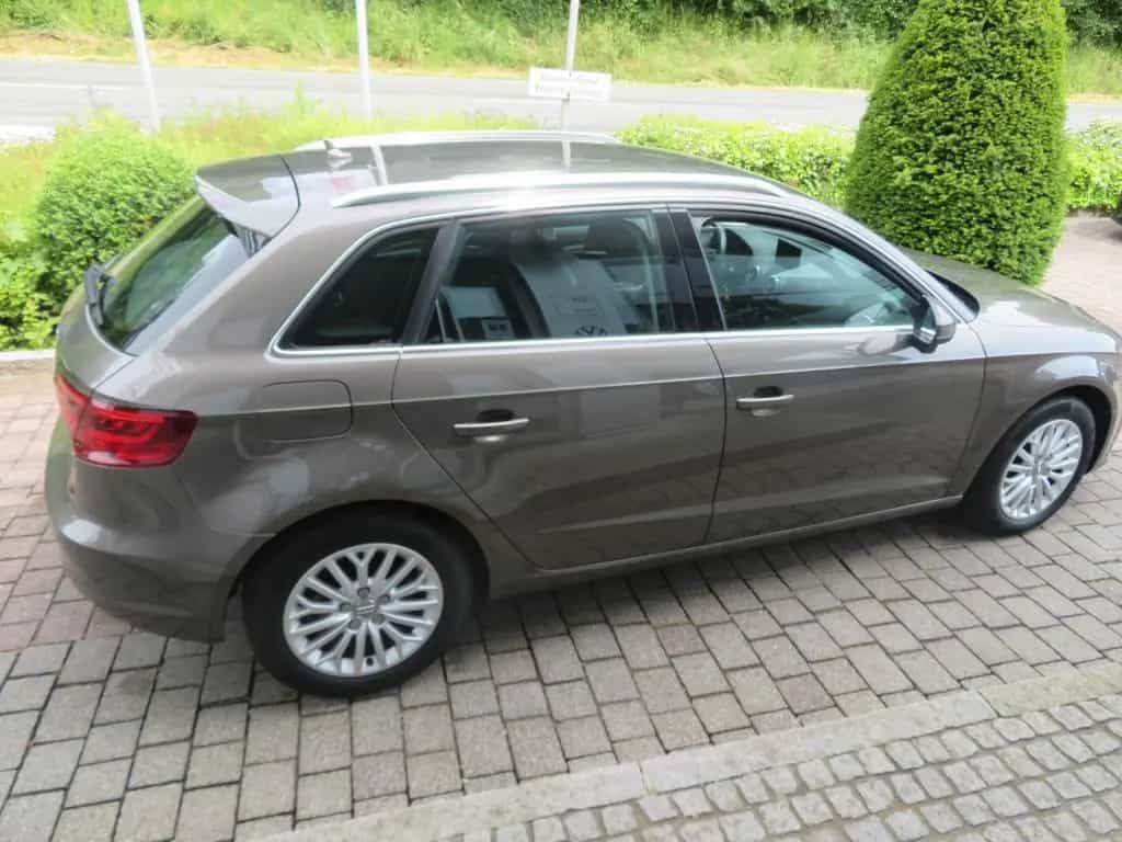 Audi A3 Sportback Ambiente 1.4 TFSI 6-Gang 04/2016-photo-5
