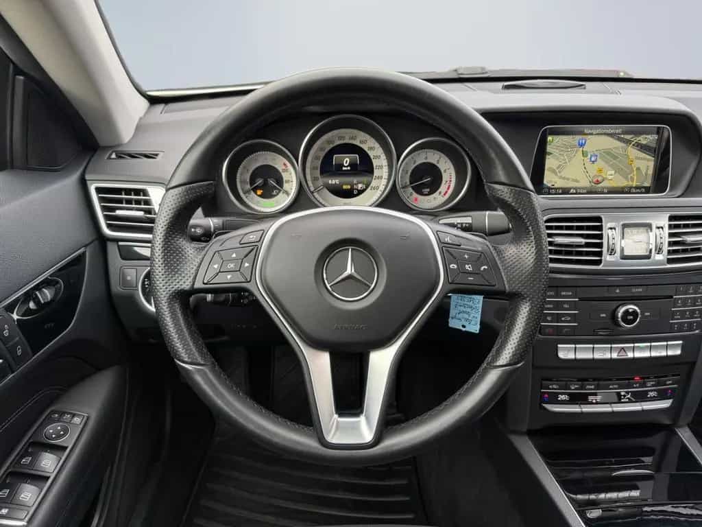 Mercedes-Benz E-Class 200 Coupe Navi Klimaautom LED El. Panodach PDC 04/2015-photo-11