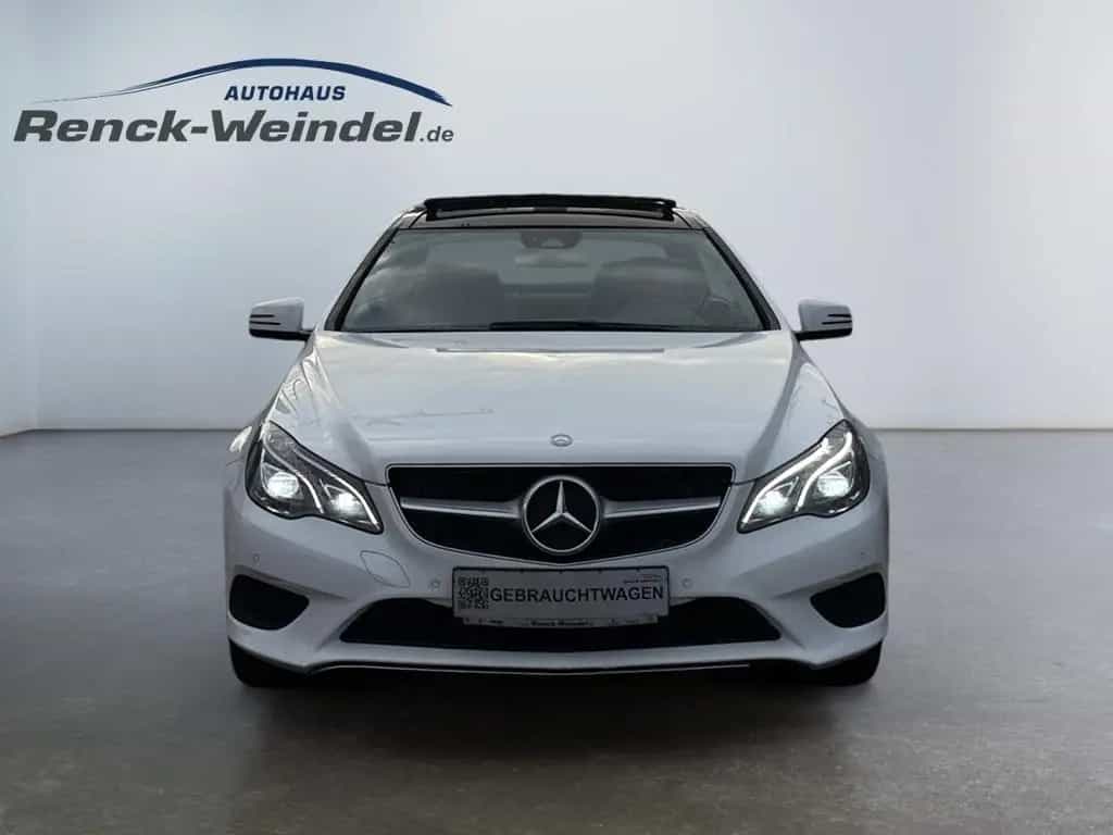 Mercedes-Benz E-Class 200 Coupe Navi Klimaautom LED El. Panodach PDC 04/2015-photo-7