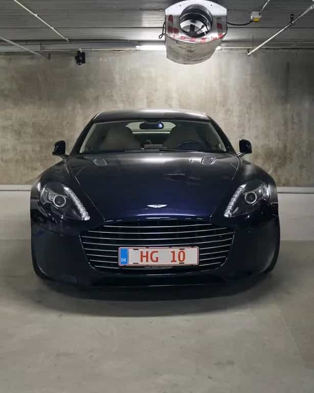 Aston Martin Rapide S V12 02/2015-photo-0