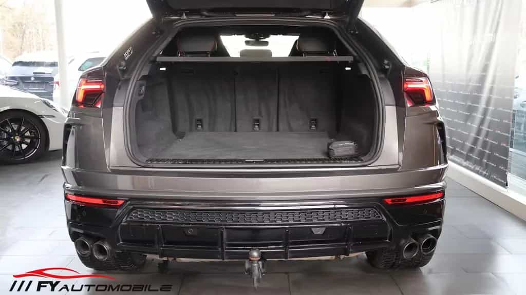 Lamborghini Urus Head Up* AHK* Exclusiv* Service Neu! 06/2021-photo-11