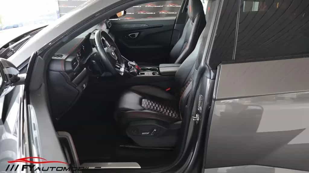 Lamborghini Urus Head Up* AHK* Exclusiv* Service Neu! 06/2021-photo-18