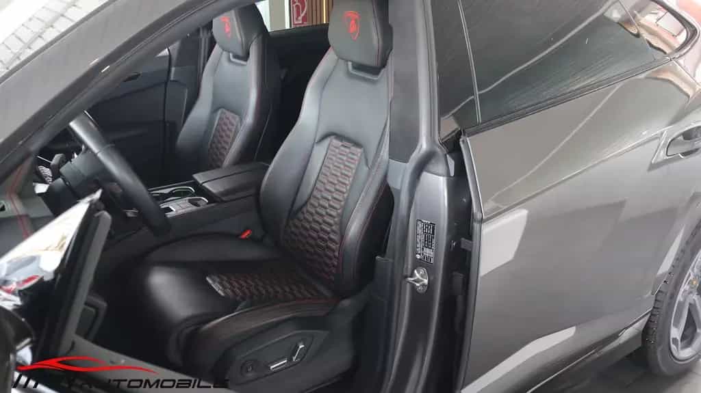 Lamborghini Urus Head Up* AHK* Exclusiv* Service Neu! 06/2021-photo-21