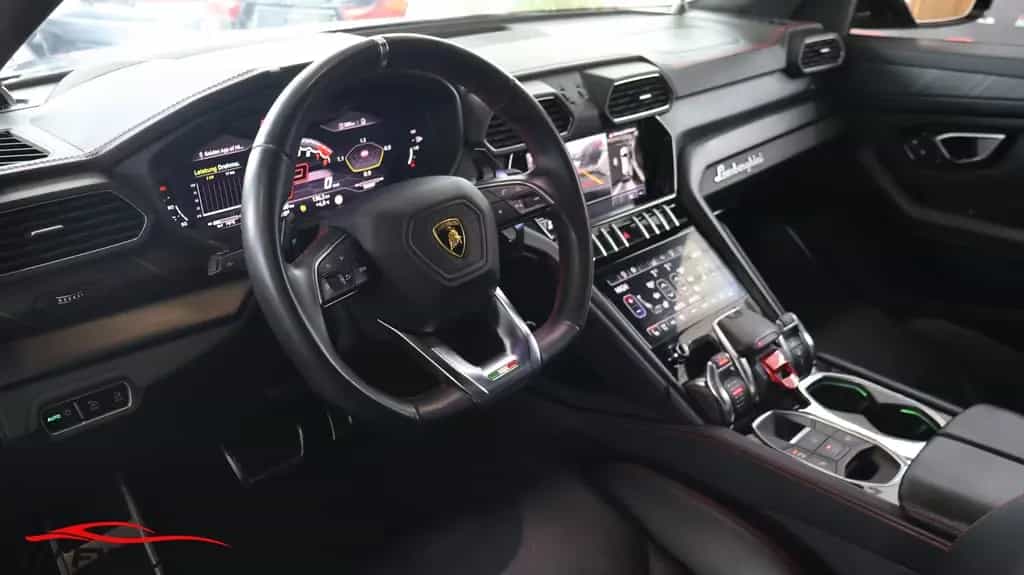 Lamborghini Urus Head Up* AHK* Exclusiv* Service Neu! 06/2021-photo-24