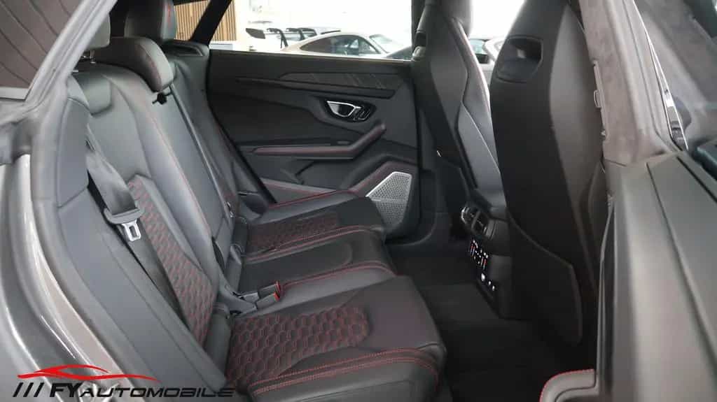 Lamborghini Urus Head Up* AHK* Exclusiv* Service Neu! 06/2021-photo-43