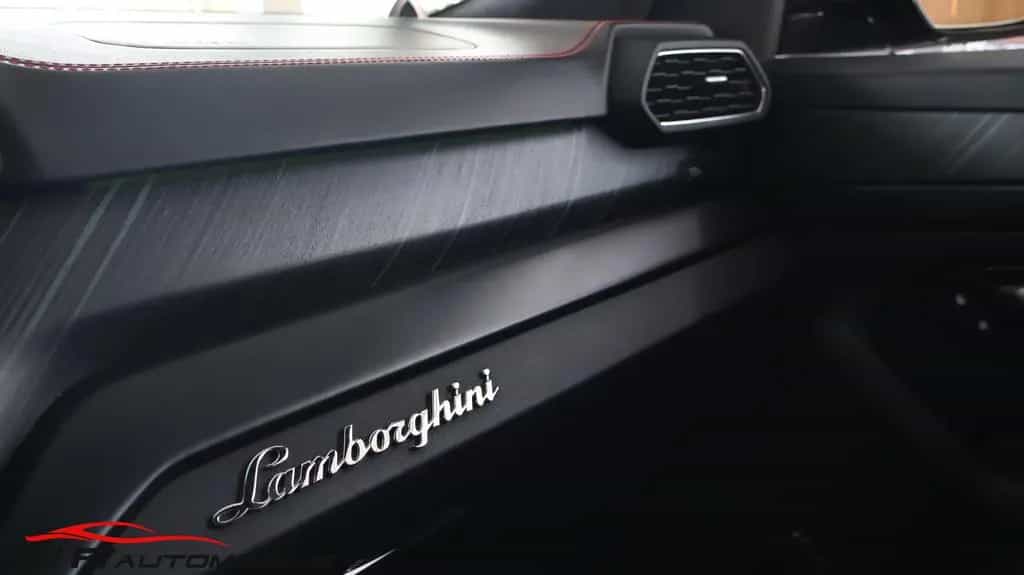 Lamborghini Urus Head Up* AHK* Exclusiv* Service Neu! 06/2021-photo-48