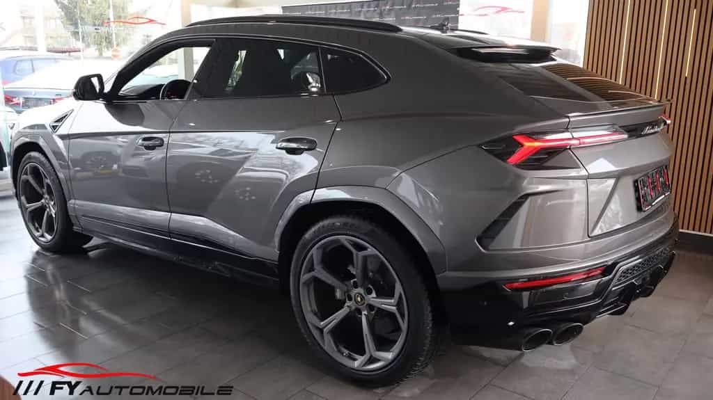 Lamborghini Urus Head Up* AHK* Exclusiv* Service Neu! 06/2021-photo-6