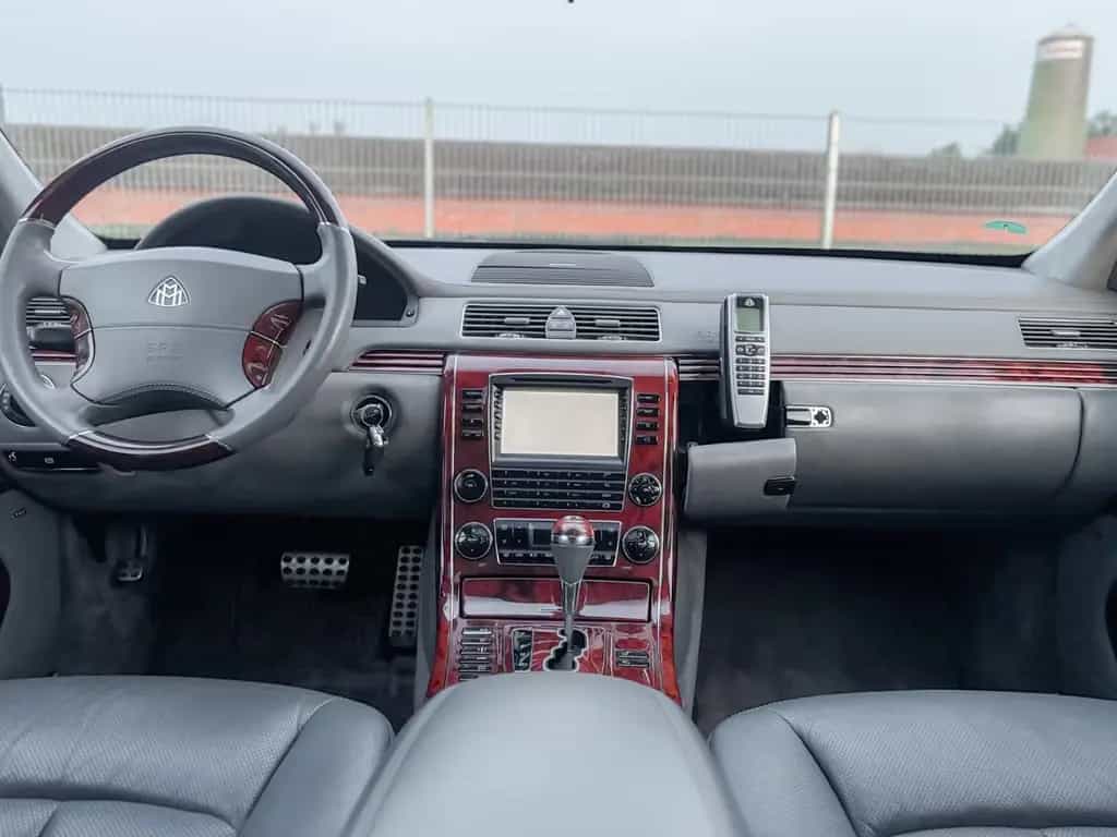 Maybach 57 *UNGLAUBLICH*BICOLOR*SELTEN*CHAFFEUR*MAX-LUXUS 08/2004-photo-15