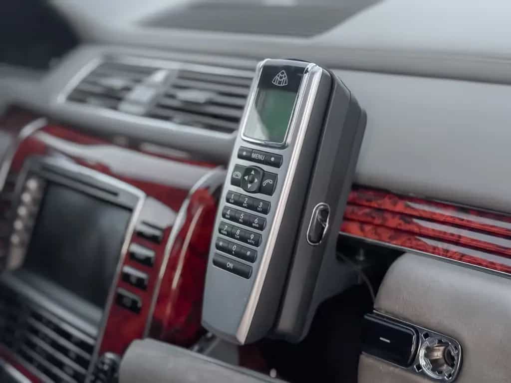 Maybach 57 *UNGLAUBLICH*BICOLOR*SELTEN*CHAFFEUR*MAX-LUXUS 08/2004-photo-22
