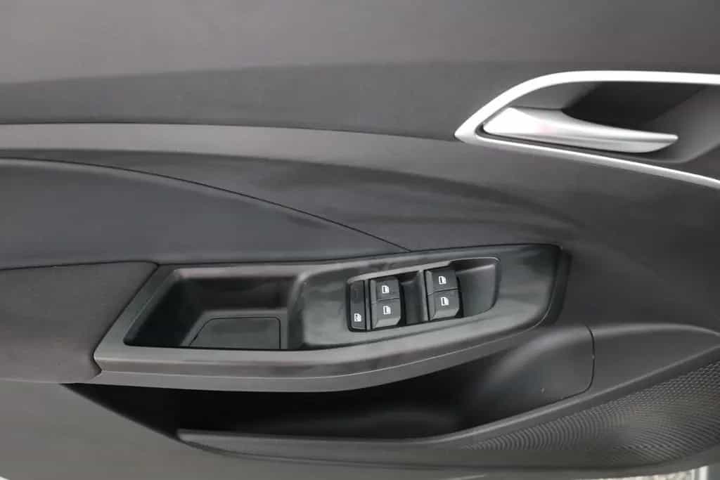 MG MG3 1.5 Comfort LED Navi Kamera Tempomat 10/2025-photo-22