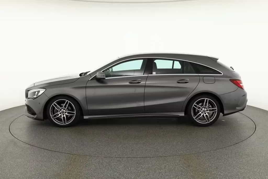 Mercedes-Benz CLA-Class 180 SB AMG Line LED Navi Sitzheizung PDC USB 12/2018-photo-1