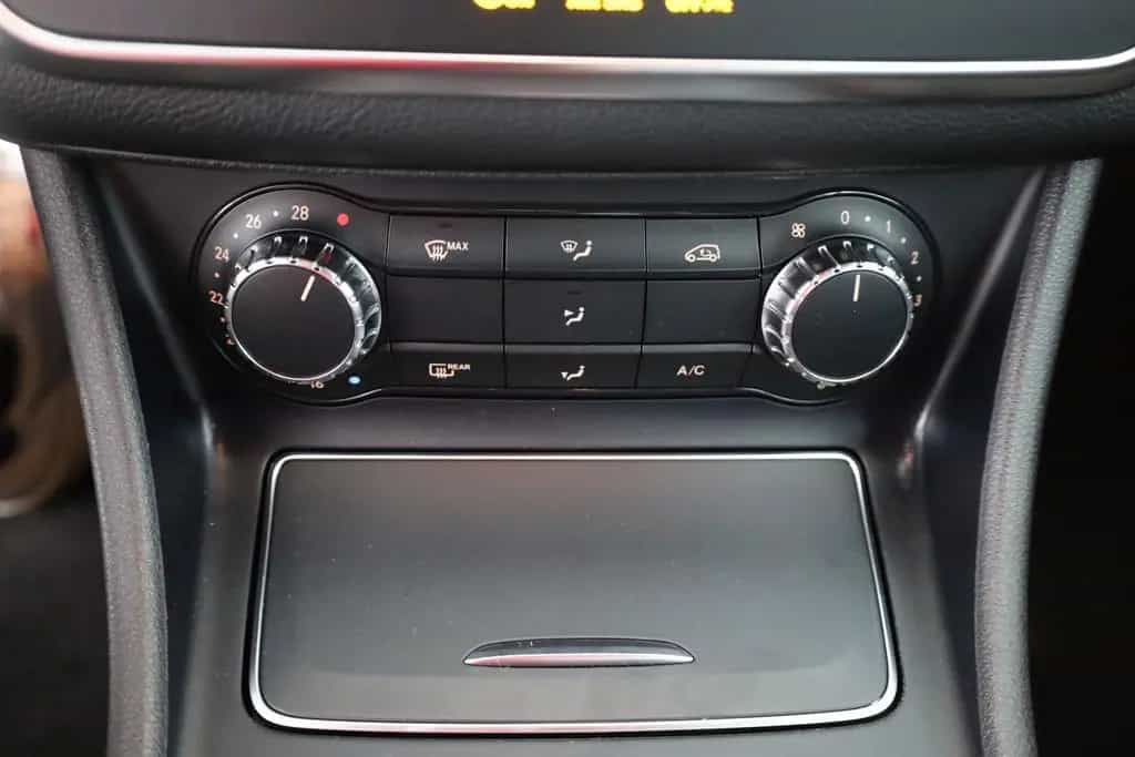 Mercedes-Benz CLA-Class 180 SB AMG Line LED Navi Sitzheizung PDC USB 12/2018-photo-12