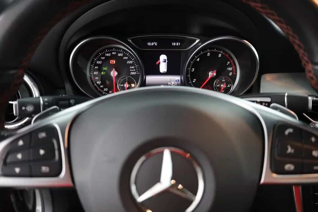 Mercedes-Benz CLA-Class 180 SB AMG Line LED Navi Sitzheizung PDC USB 12/2018-photo-17