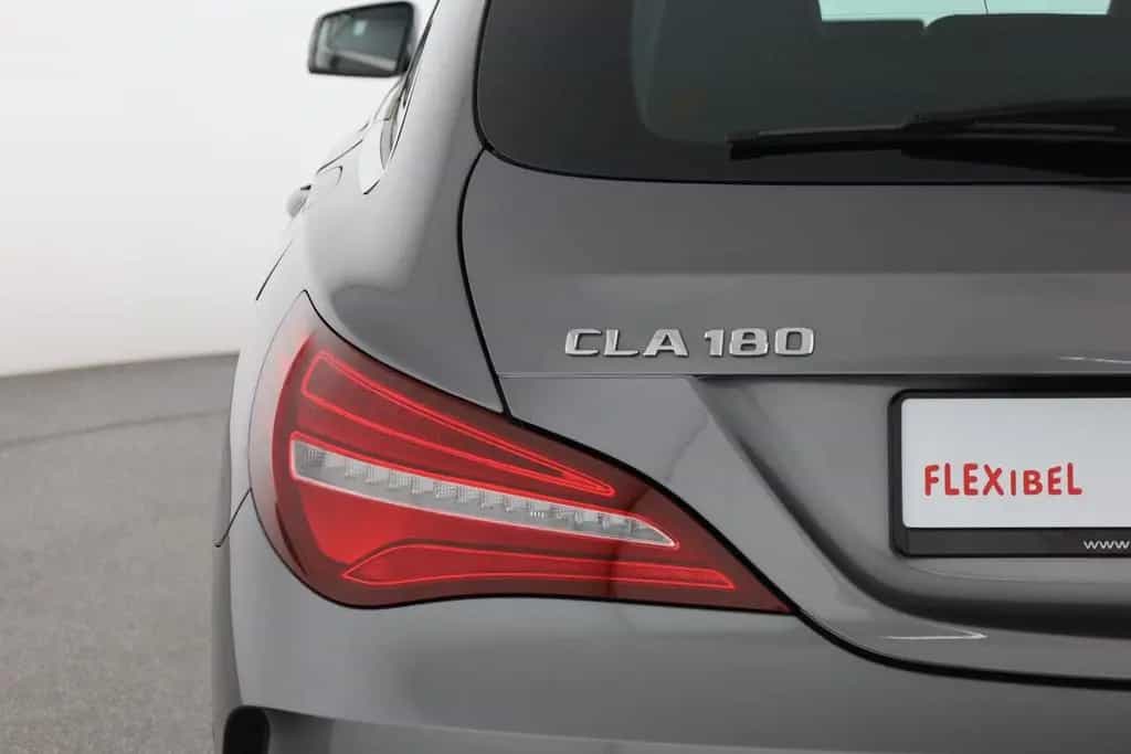 Mercedes-Benz CLA-Class 180 SB AMG Line LED Navi Sitzheizung PDC USB 12/2018-photo-29