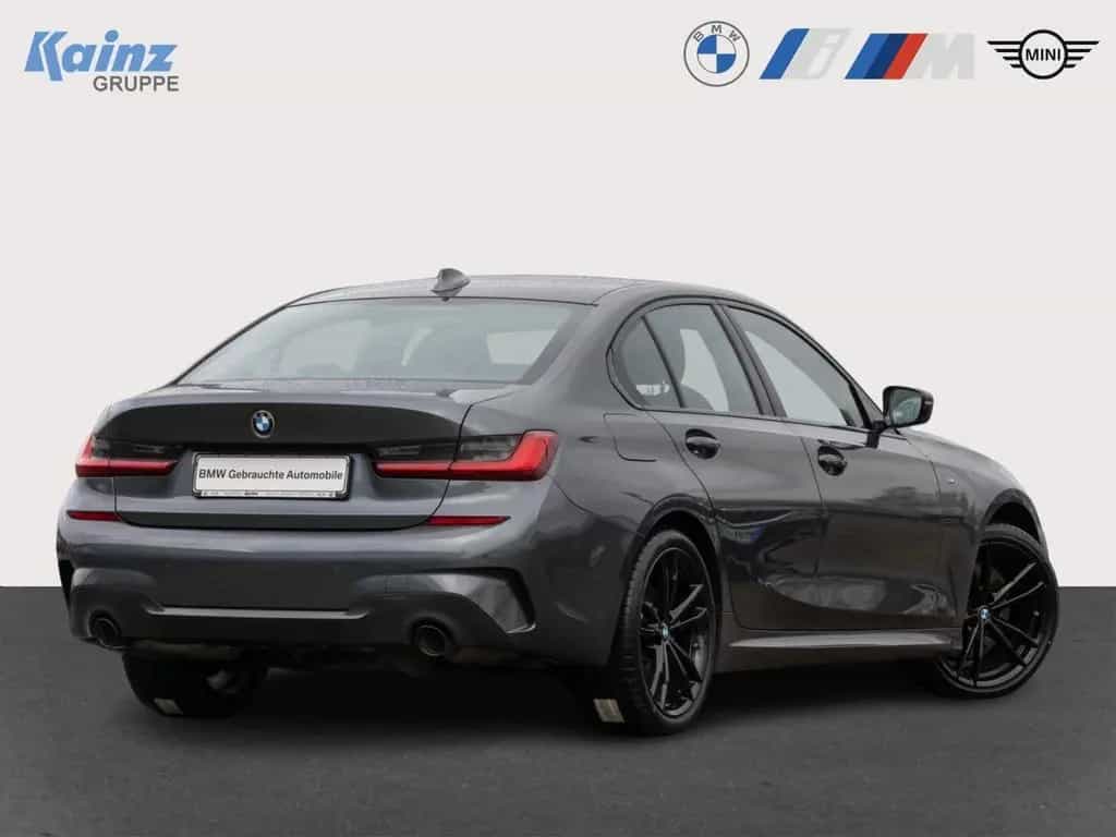 BMW 3 Series 320d xDrive M-Paket/SHZ/AHK 06/2019-photo-1