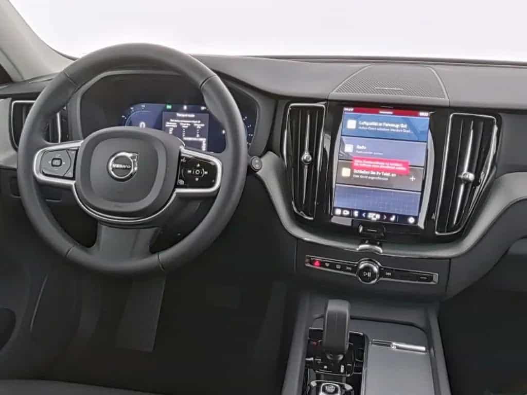 Volvo XC60 Plus Dark AWD AD Digitales Cockpit Memory S 05/2025-photo-7