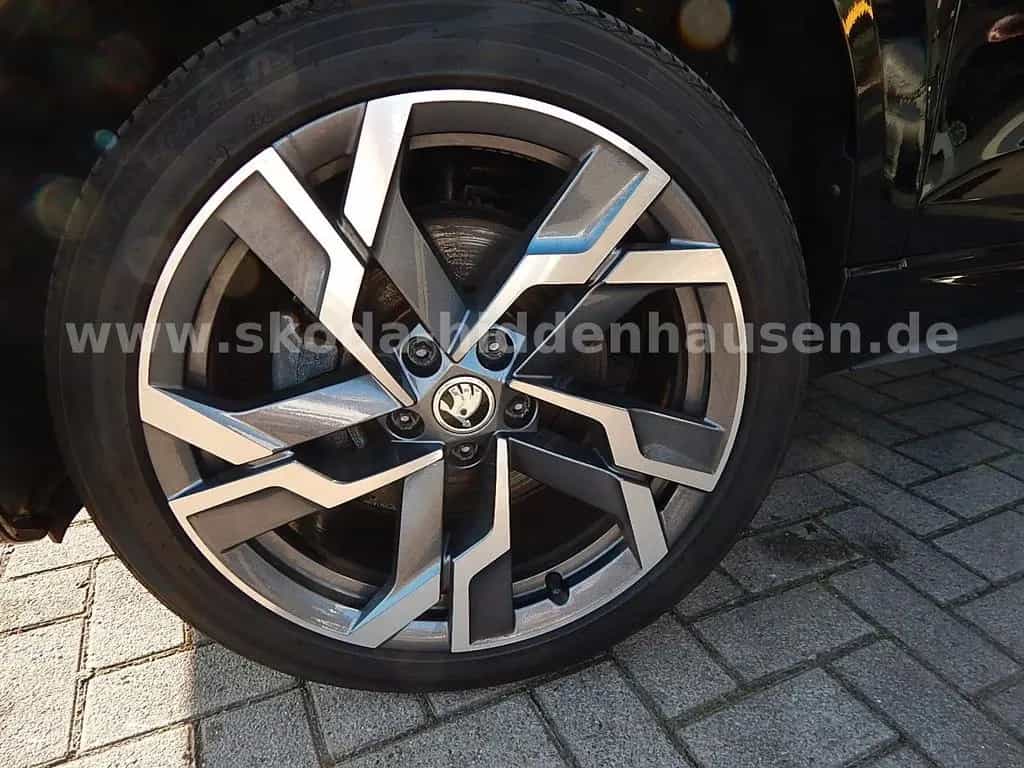 Skoda Karoq 2.0 TSI DSG 4x4 Sportline 09/2023-photo-19