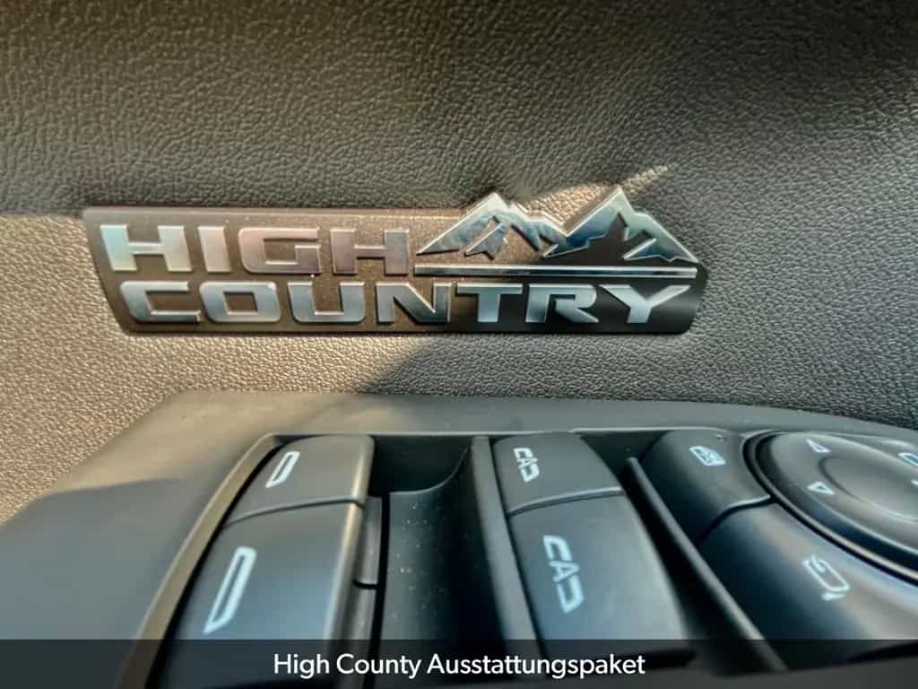 Chevrolet Silverado 6,2 V8 High Country 4WD|MY25 null-photo-24