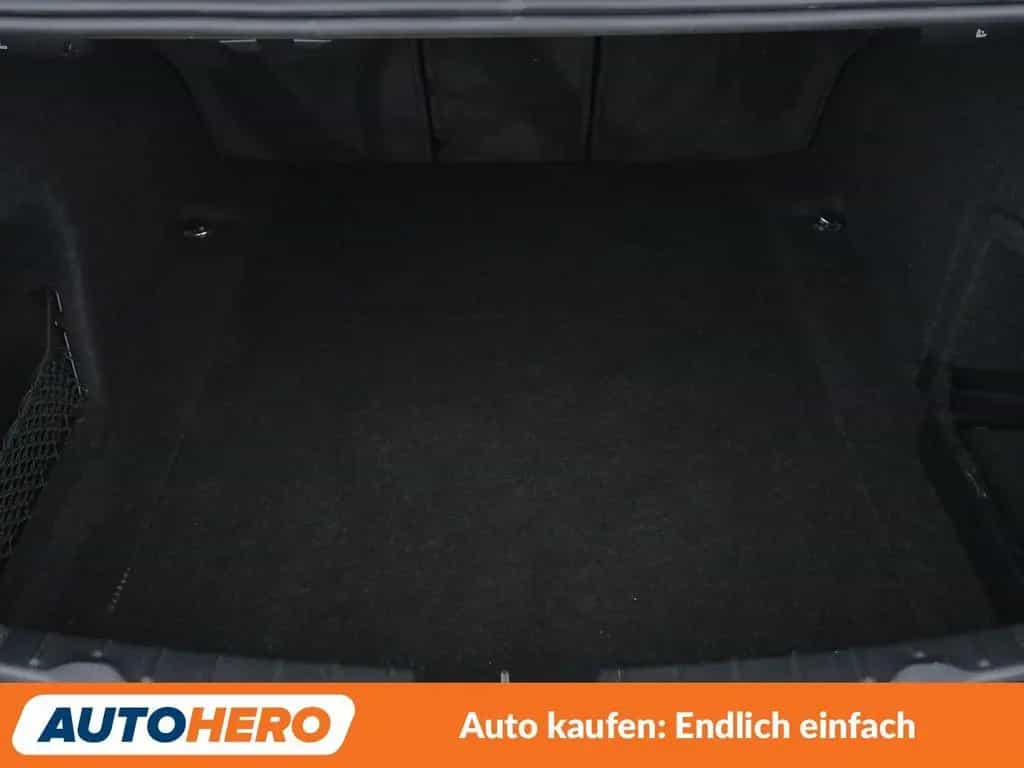 BMW 3 Series 320i xDrive M Sport Shadow Aut.*NAVI*HUD* 06/2019-photo-17