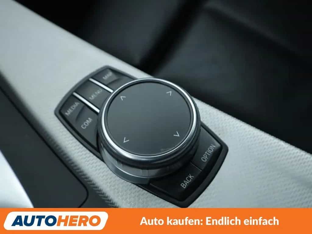 BMW 3 Series 320i xDrive M Sport Shadow Aut.*NAVI*HUD* 06/2019-photo-24