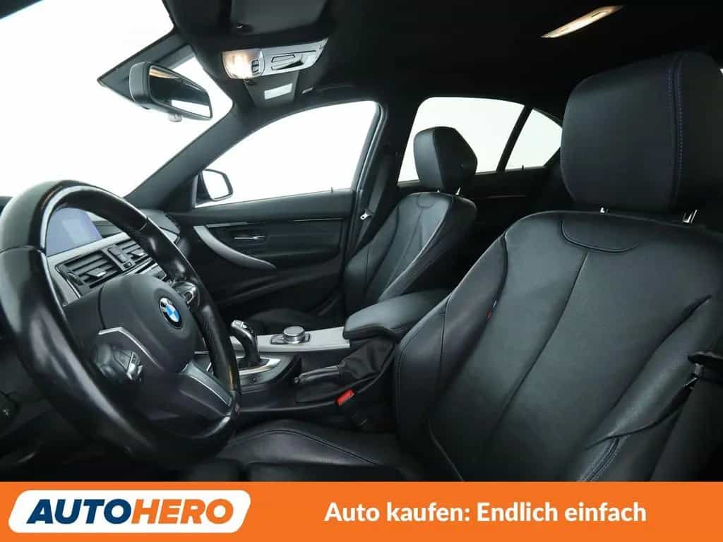 BMW 3 Series 320i xDrive M Sport Shadow Aut.*NAVI*HUD* 06/2019-photo-9
