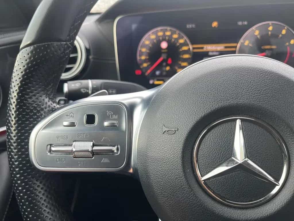 Mercedes-Benz E 200 Limousine / AMG-Line / Business / LED 07/2018-photo-15