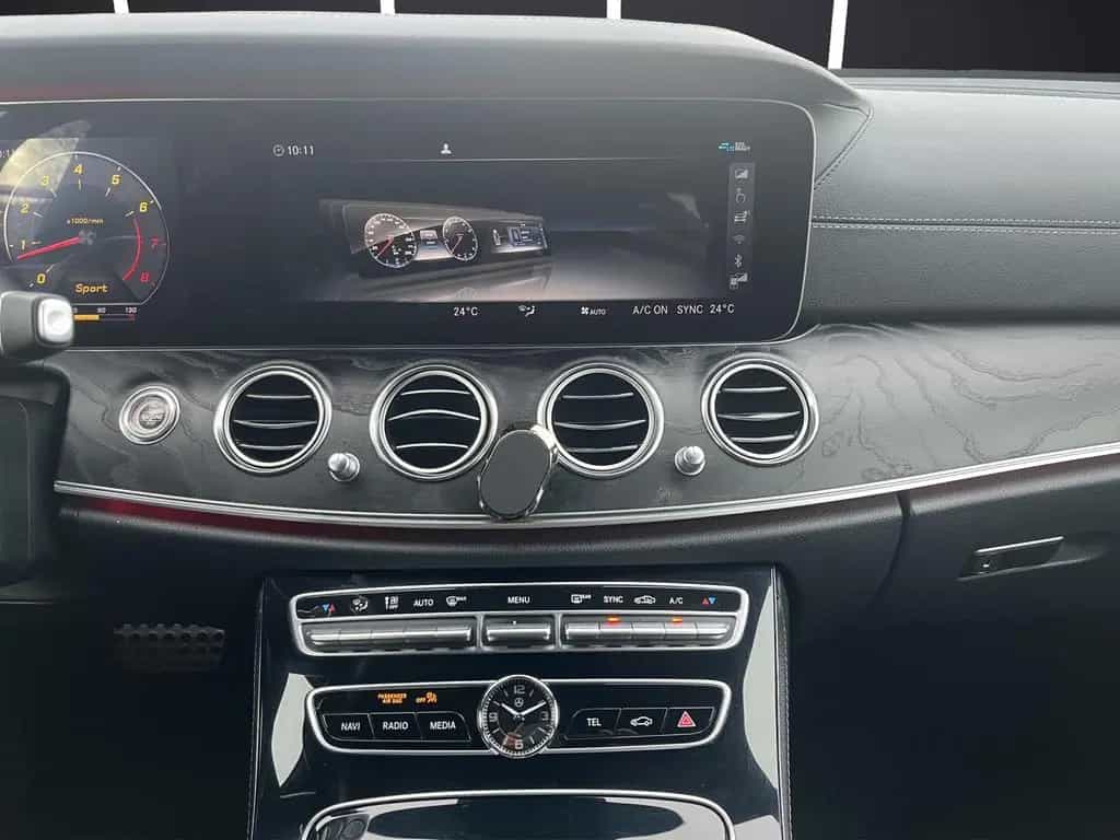 Mercedes-Benz E 200 Limousine / AMG-Line / Business / LED 07/2018-photo-22