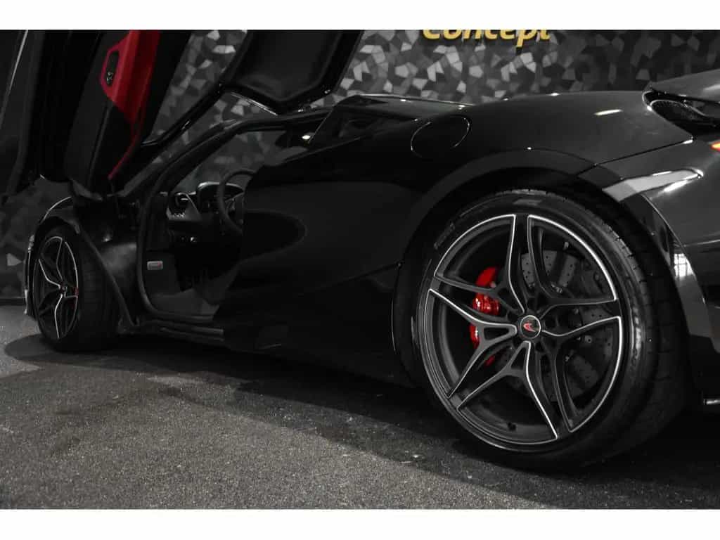 McLaren 720S PERFORMANCE - CARBON PACK - ELITE PAINT 08/2017-photo-20