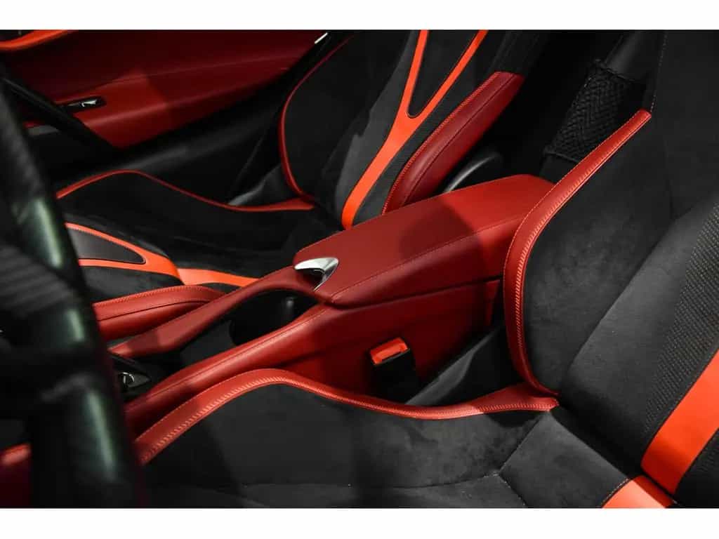 McLaren 720S PERFORMANCE - CARBON PACK - ELITE PAINT 08/2017-photo-22