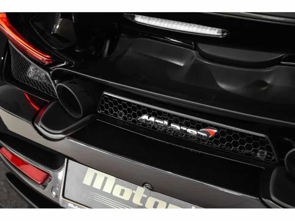 McLaren 720S PERFORMANCE - CARBON PACK - ELITE PAINT 08/2017-photo-26
