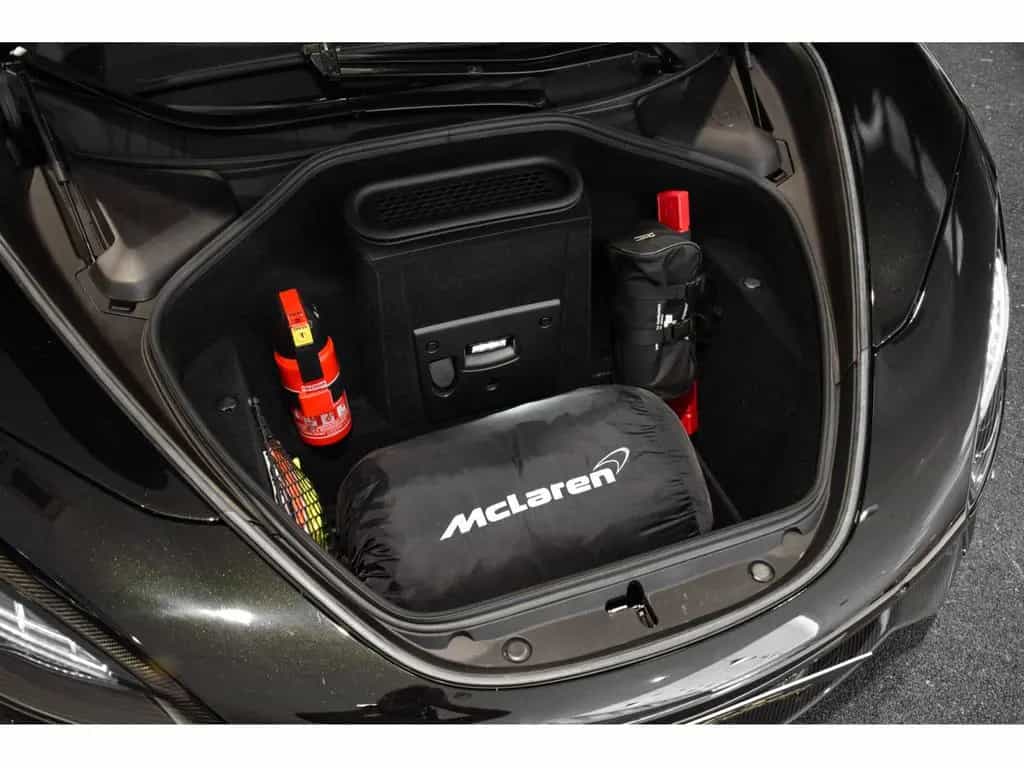 McLaren 720S PERFORMANCE - CARBON PACK - ELITE PAINT 08/2017-photo-28