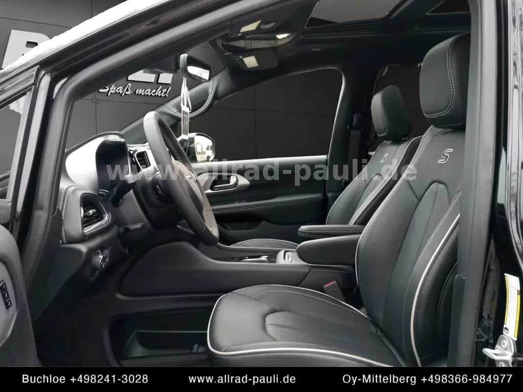 Chrysler Pacifica 3.6 V6 Limited 4x4 | S Appearance null-photo-5