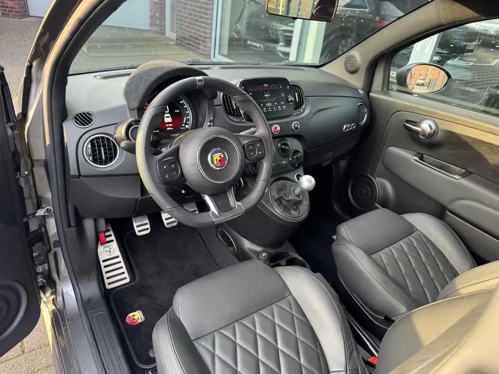 Abarth 595 1.4 Turbo Linea Turismo Sport Leder CarPlay 04/2024-photo-13