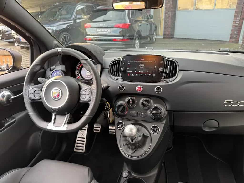 Abarth 595 1.4 Turbo Linea Turismo Sport Leder CarPlay 04/2024-photo-16