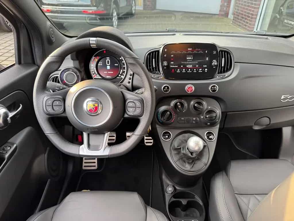 Abarth 595 1.4 Turbo Linea Turismo Sport Leder CarPlay 04/2024-photo-19