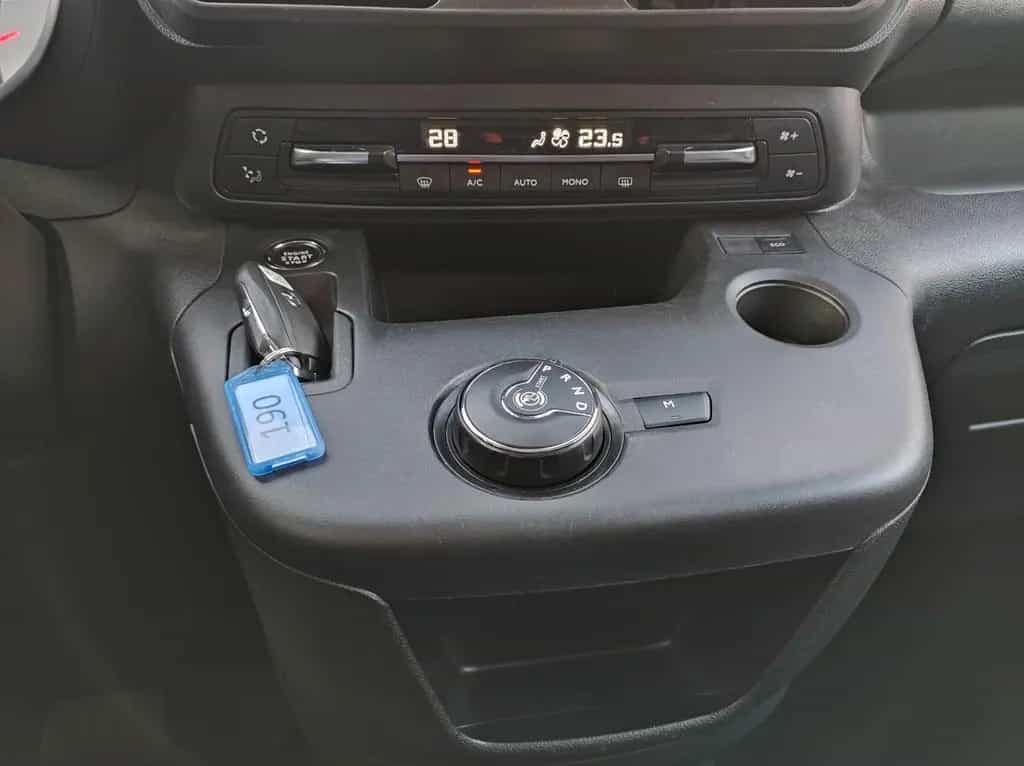 Opel Combo Life Innovation Autom KLIMA NAVI Winterp 04/2020-photo-15