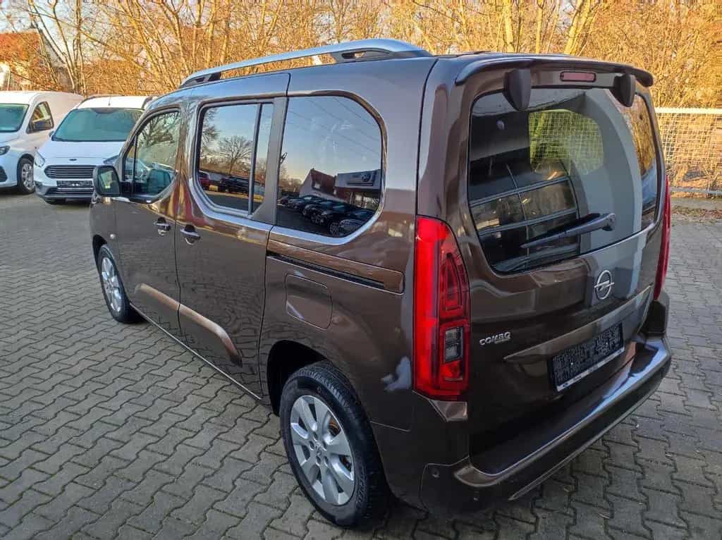 Opel Combo Life Innovation Autom KLIMA NAVI Winterp 04/2020-photo-2