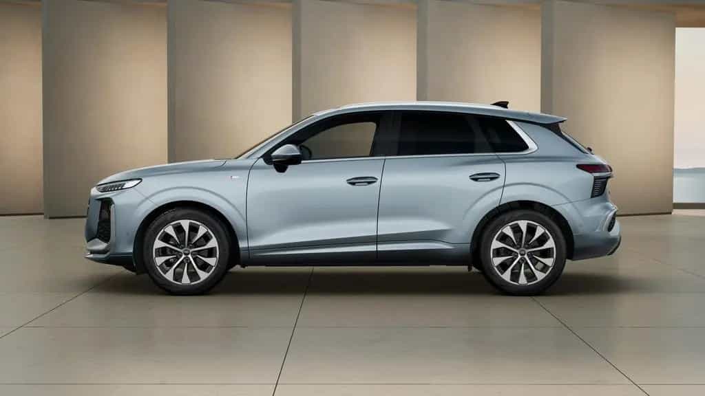 Audi Q3 TFSI 110 kW neues Modell Rückfahrkamera Pano 10/2025-photo-3